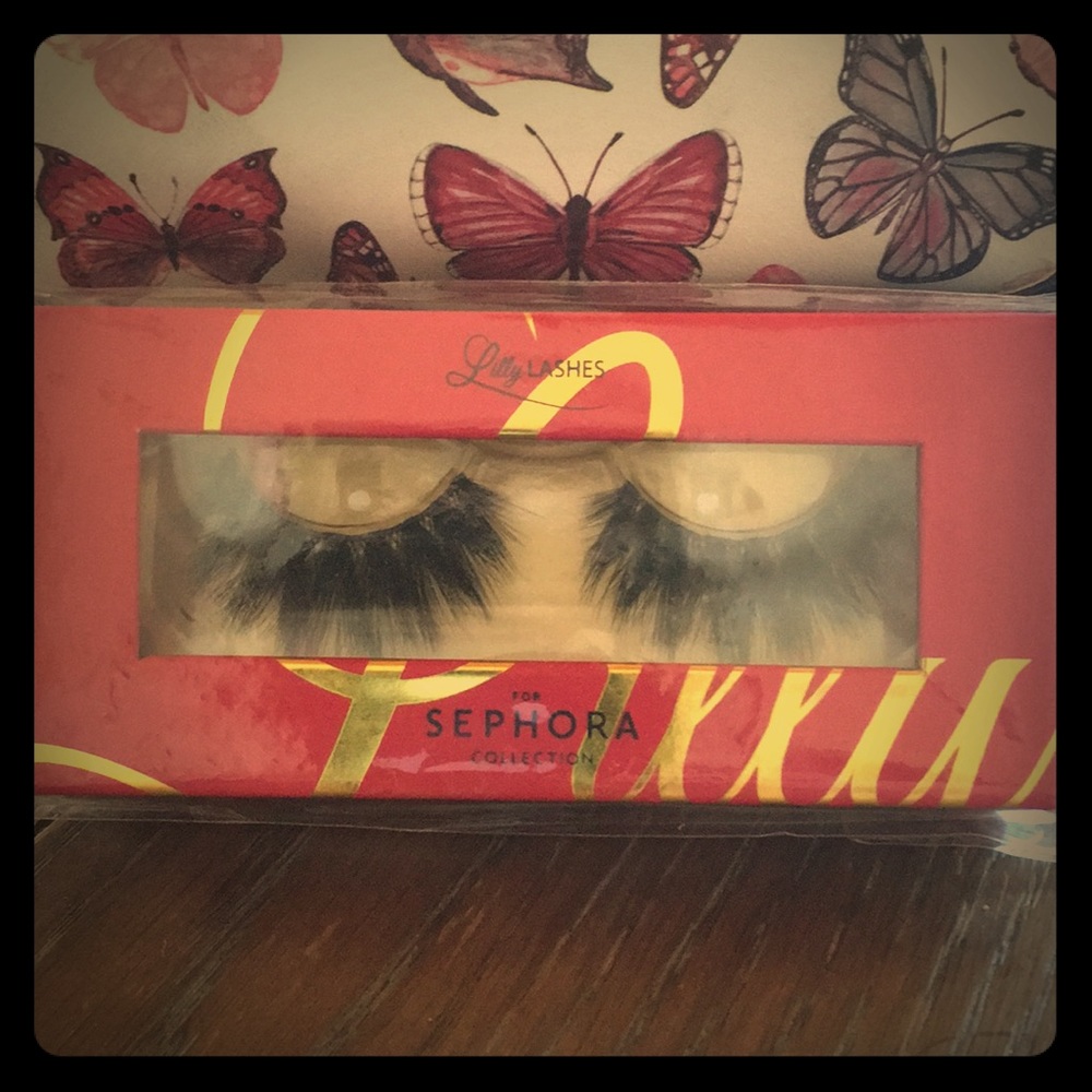 Lilly Lashes.  “Mykonos